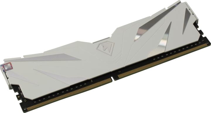 Оперативная память для компьютера 8Gb (1x8Gb) PC4-21300 2666MHz DDR4 DIMM CL19 Netac Shadow II NTSWD4P26SP-08W
