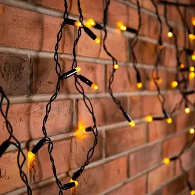 Гирлянда Neon-night Айсикл (бахрома) светодиодный, 4,8 х 0,6 м, черный провод, 230 В, диоды теплый белый, 176 LED