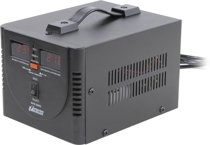 Стабилизатор POWERMAN AVS 500D, черный, ступенчатый регулятор, цифровые индикаторы уровней напряжения, 500ВА, 140-260В, максимальный входной ток 5А, 2 евророзетки, IP-20, напольный, 200мм х 150мм х 140мм, 2,3 кг./ Stabilizer POWERMAN AVS 500D, black, step