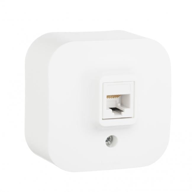 Розетка компьютерная информационная 1-м ОП Quteo RJ45 CAT.5E UTP бел. Leg 782224
